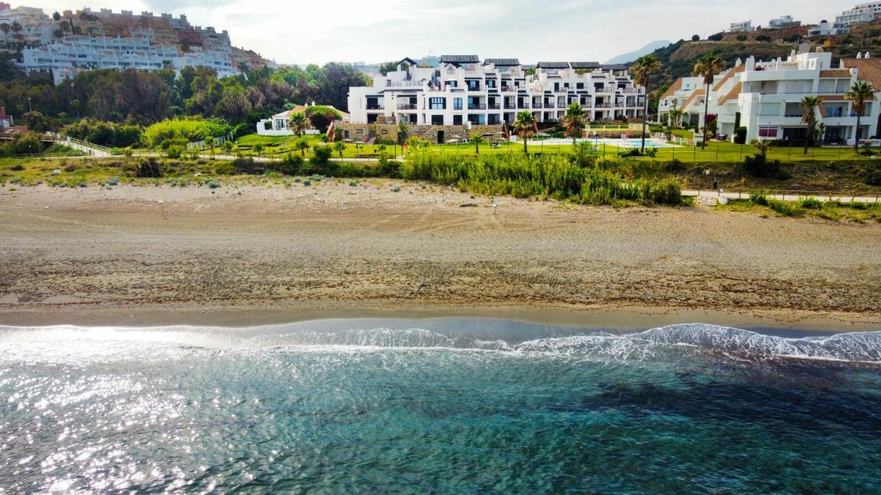 Exclusive Luxury Frontline Beach Penthouse Casares Del Mar - Estepona Экстерьер фото