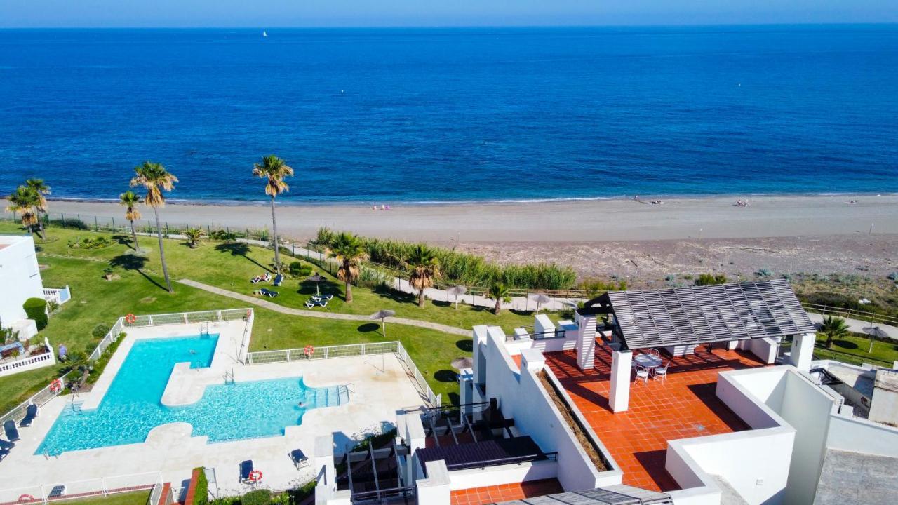 Exclusive Luxury Frontline Beach Penthouse Casares Del Mar - Estepona Экстерьер фото